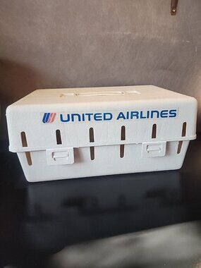 United Airlines Pet Carrier Vintage UA Pet Airplane Carry Cage Kennel Aviation